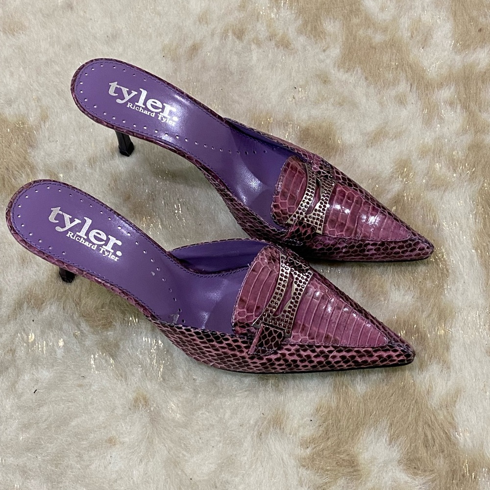 Vintage kitten heel mules
